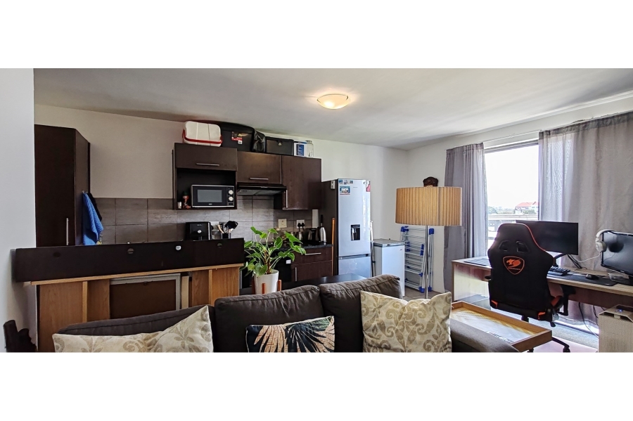 1 Bedroom Property for Sale in Zonnebloem Western Cape